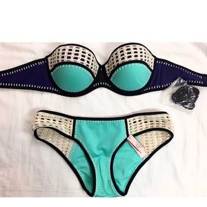 Victorias Secret bikini👙 32D top&small bottoms👙